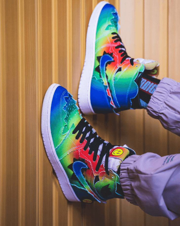 超吸睛扎染鞋面!J Balvin x AJ1上脚图释出! 货号:DC3481-900