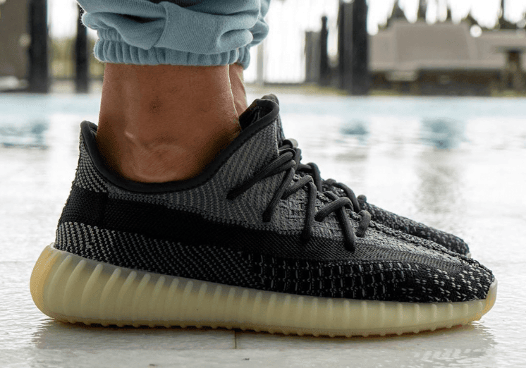 Yeezy 350 V2奥利奥配色上脚图释出!下月登场! 货号:FZ5000