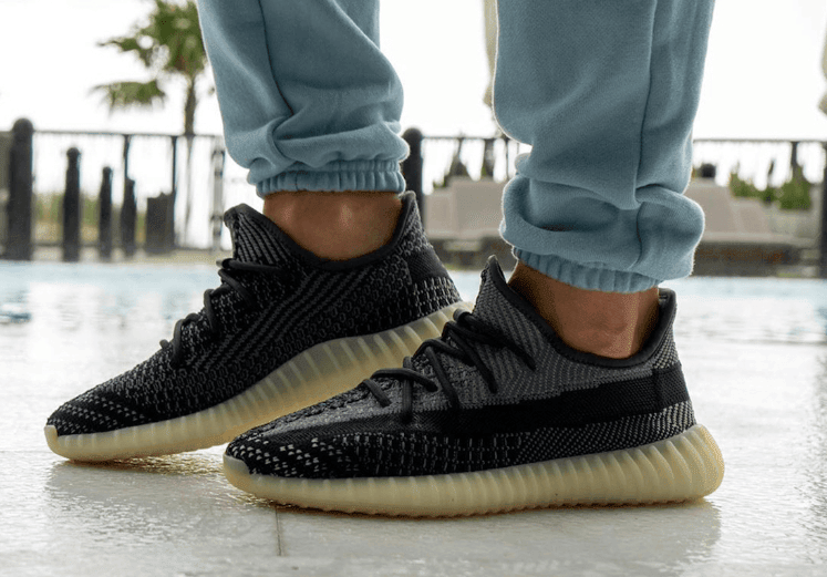 Yeezy 350 V2奥利奥配色上脚图释出!下月登场! 货号:FZ5000