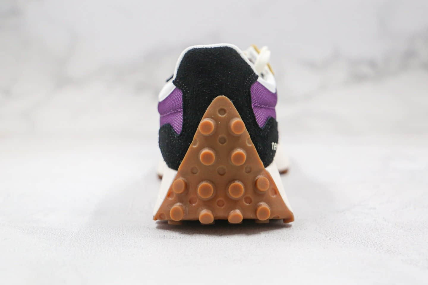 新百伦New Balance 327公司级版本复古慢跑鞋NB327灰黑紫色原盒原标原楦头纸板打造 货号:MS327COA