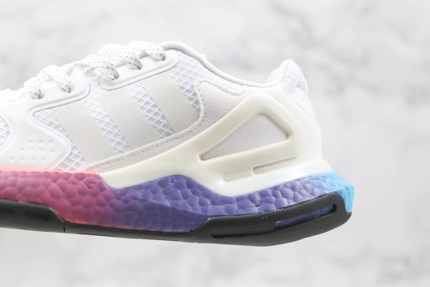 阿迪达斯Adidas Originals 2020 Day Jogger Boost 2020纯原版本三叶草夜行者二代白炫彩紫色爆米花跑鞋原楦头纸板打造 货号:FY3012