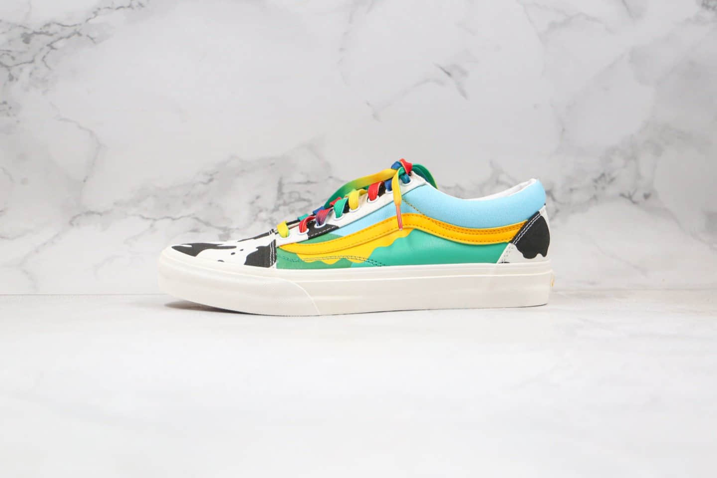 万斯Ben & Jerry’ x Vans Old Skool公司级版本牛奶冰淇淋联名板鞋蓝天白云内置钢印