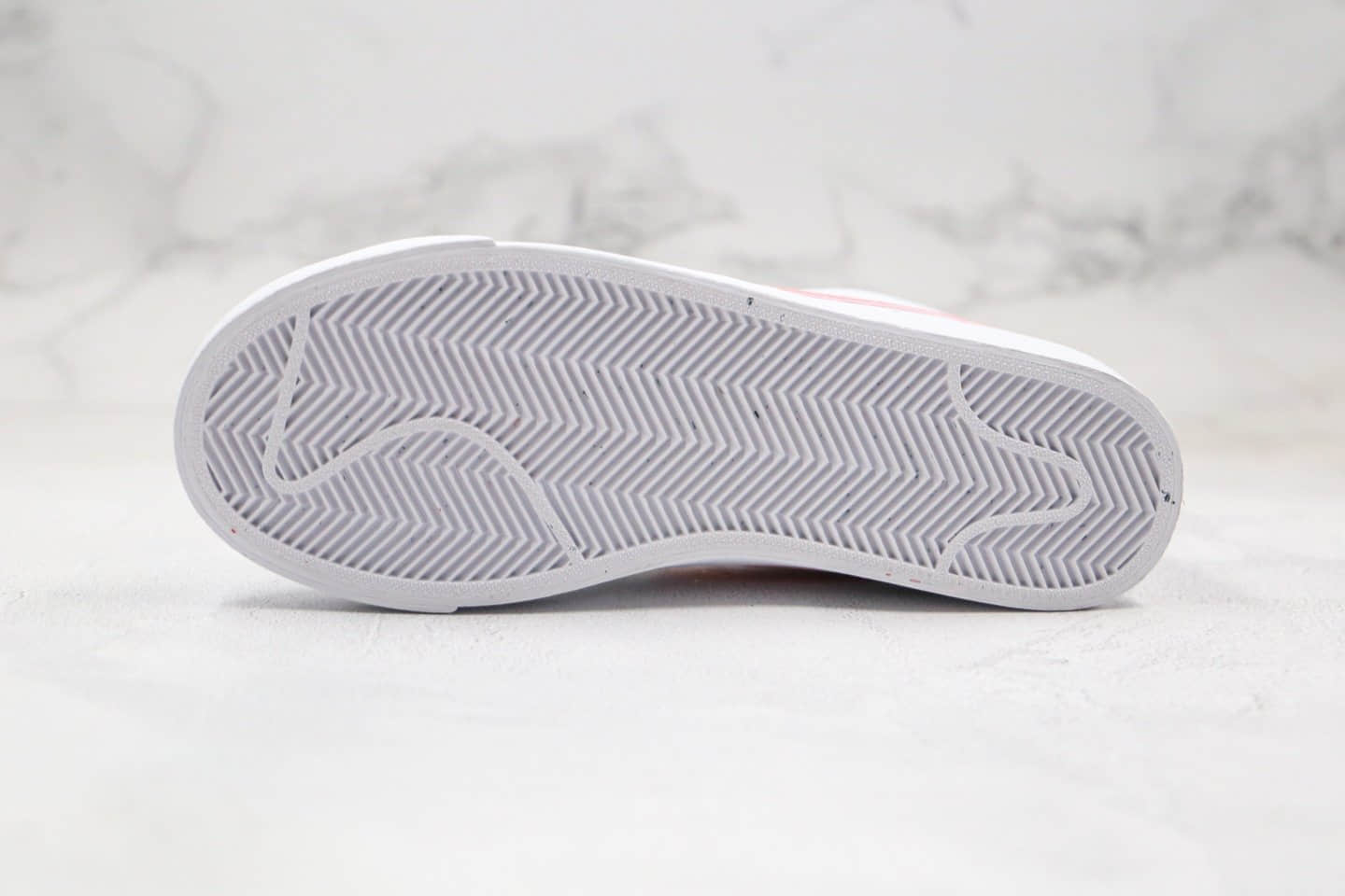 耐克Nike W Blazer Mid Vintage Suede纯原版本中帮开拓者白粉绿色原厂贝利头层皮 货号：AV9376-605