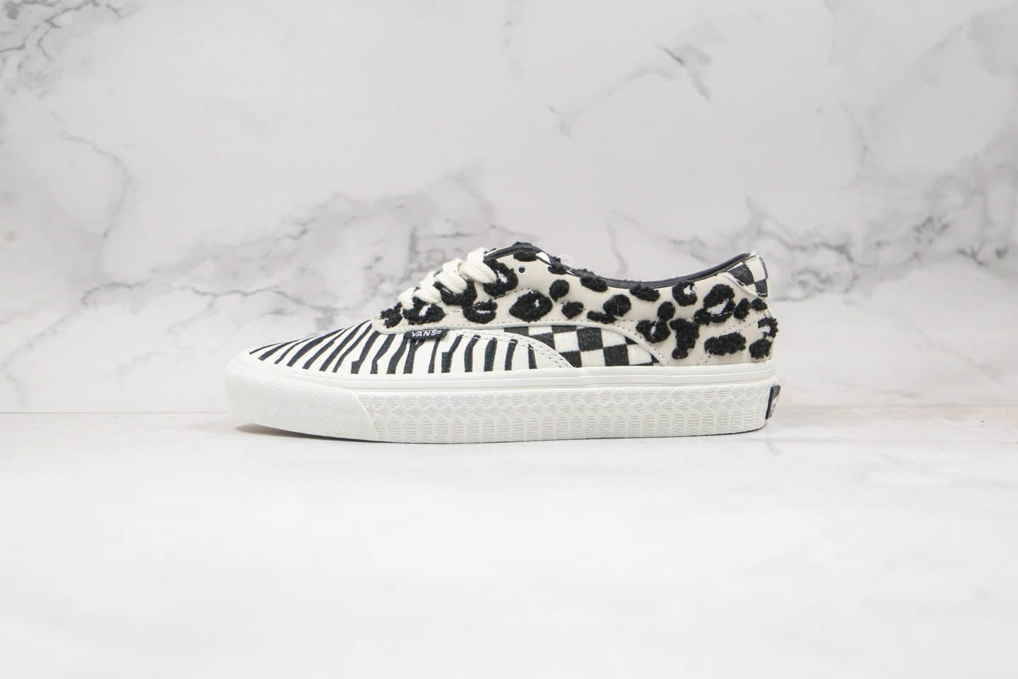 万斯Vans Acer Ni Sp公司级版本低帮棋盘格动物园主题斑马拼接豹纹硫化帆布鞋原盒原标 货号:VN0A4UWY17Q