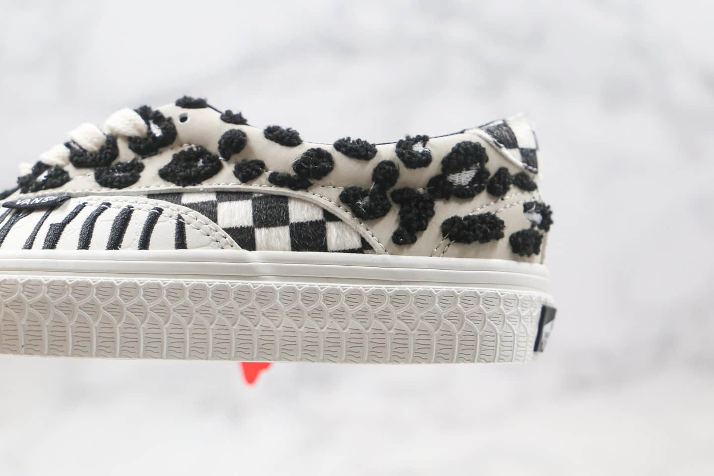 万斯Vans Acer Ni Sp公司级版本低帮棋盘格动物园主题斑马拼接豹纹硫化帆布鞋原盒原标 货号:VN0A4UWY17Q