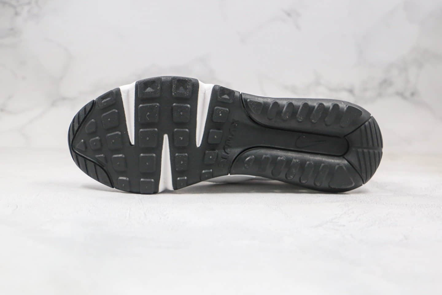 耐克Nike Air Max 2090纯原版本王一博同款Max2090黑红手稿配色气垫跑鞋原鞋开模一比一打造 货号：DA4304-100