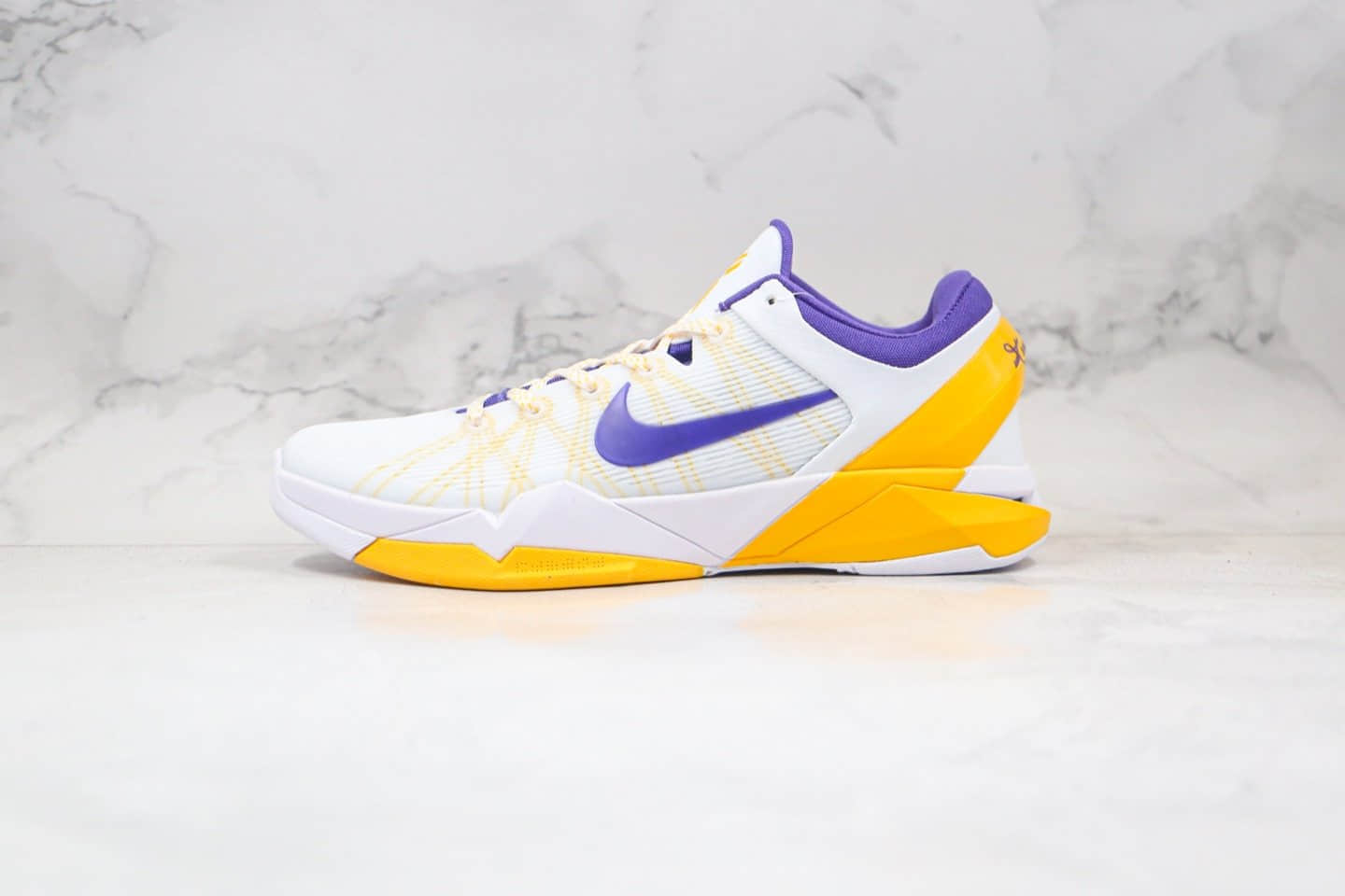 耐克Nike Zoom Kobe VII纯原版本科比7代黄紫色实战篮球鞋内置真实纤维碳板 货号:488371-101