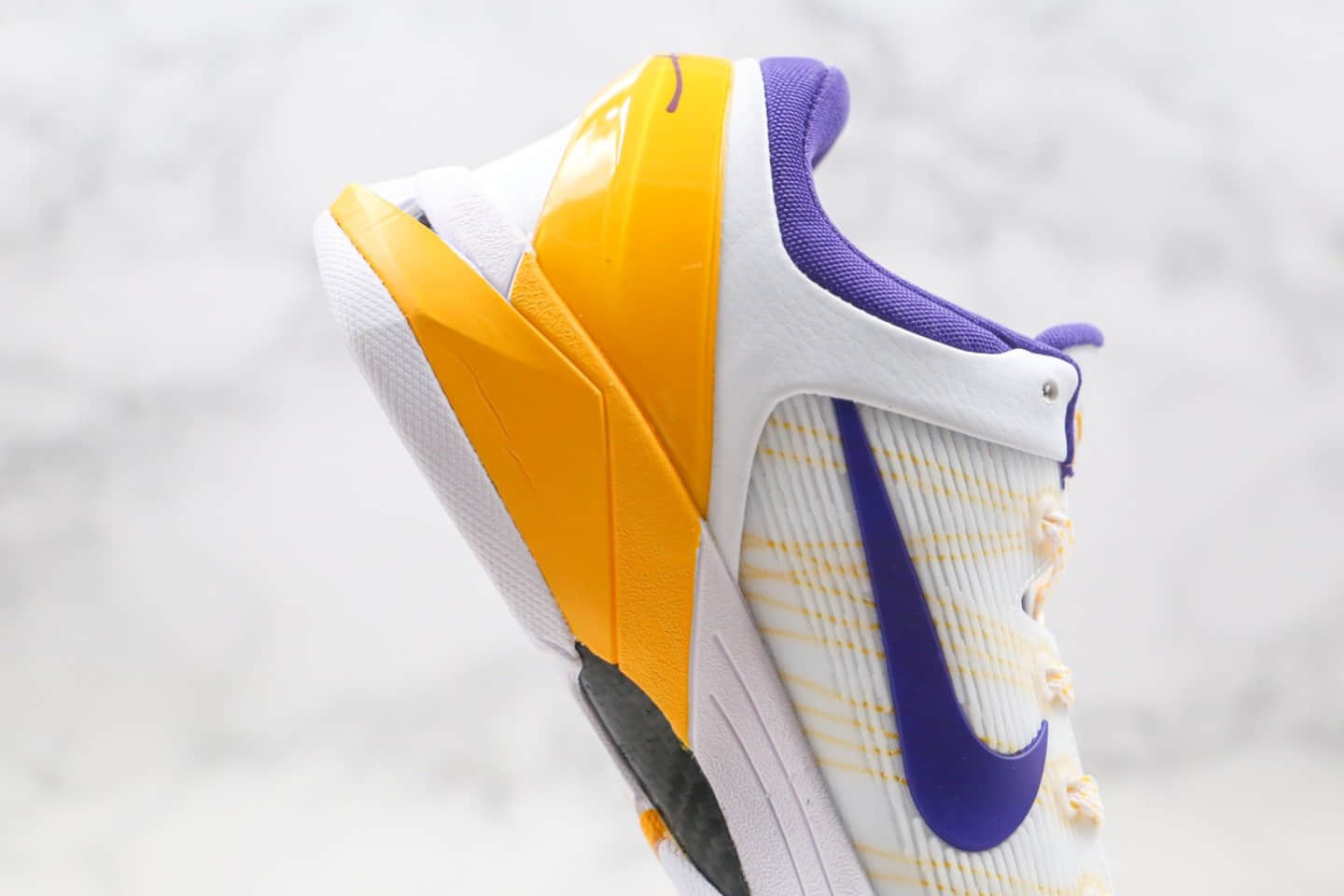 耐克Nike Zoom Kobe VII纯原版本科比7代黄紫色实战篮球鞋内置真实纤维碳板 货号:488371-101