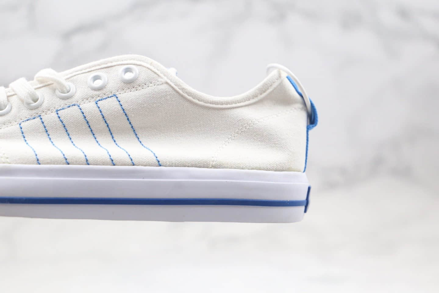 阿迪达斯Adidas Nizza纯原版本校园板鞋白蓝色涂鸦印花原盒原标原鞋开模 货号:FY3090