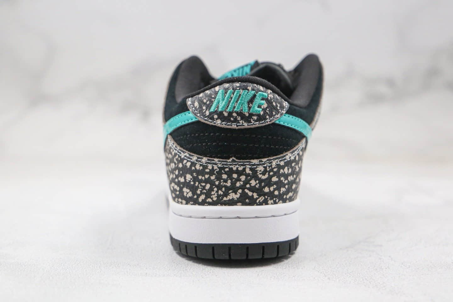 耐克Nike SB Dunk Low PRO Elephant纯原版本低帮SB DUNK板鞋大象灰黑绿色蒂芙尼灰爆裂纹内置Zoom气垫 货号:BQ6817-009