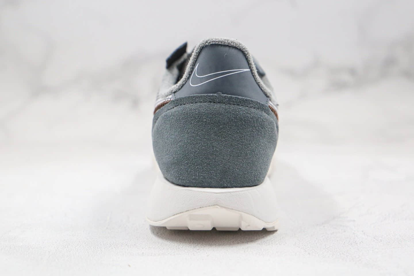 耐克Nike Waffle Racer 2X纯原版本华夫二代生胶跑鞋灰色原盒原标原楦头纸板打造 货号:CK6647-003