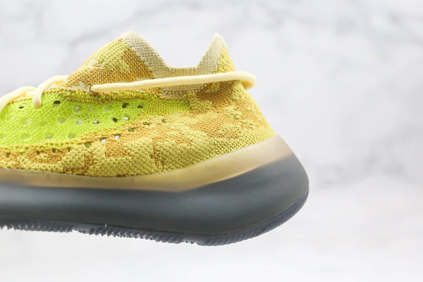 阿迪达斯Adidas Yeezy 380 Boost公司级版本侃爷同款椰子爆米花跑鞋380棕黄深灰黑色原厂巴斯夫缓震大底 货号:FZ4990