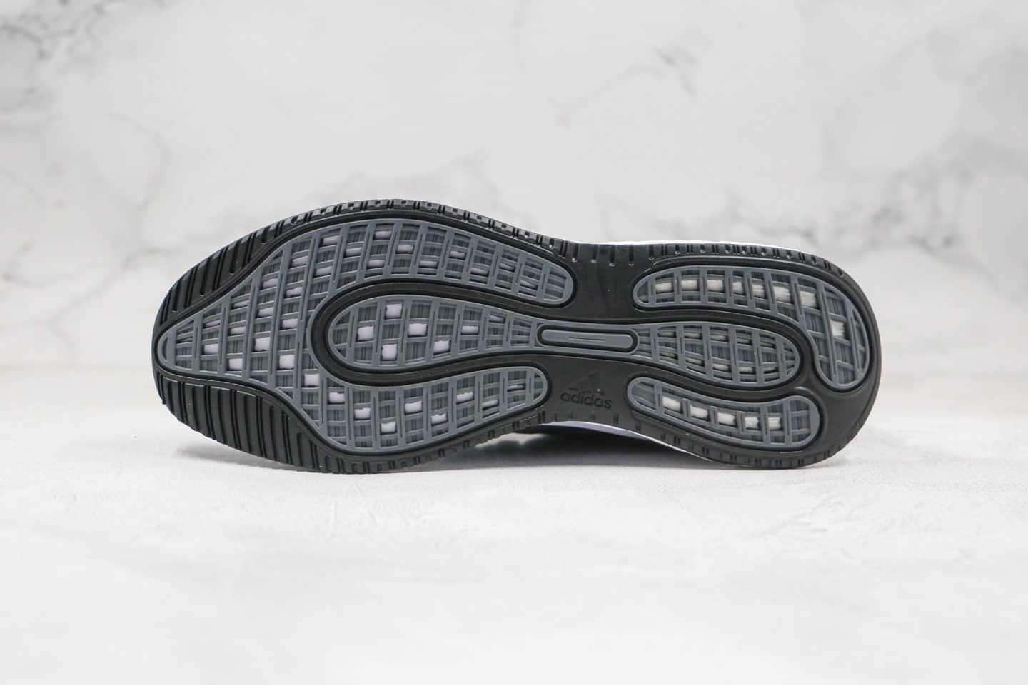 阿迪达斯adidas Supernova M公司级版本超新星系列低帮轻量透气休闲跑鞋墨兰色进口原档案织面 货号:FV6035