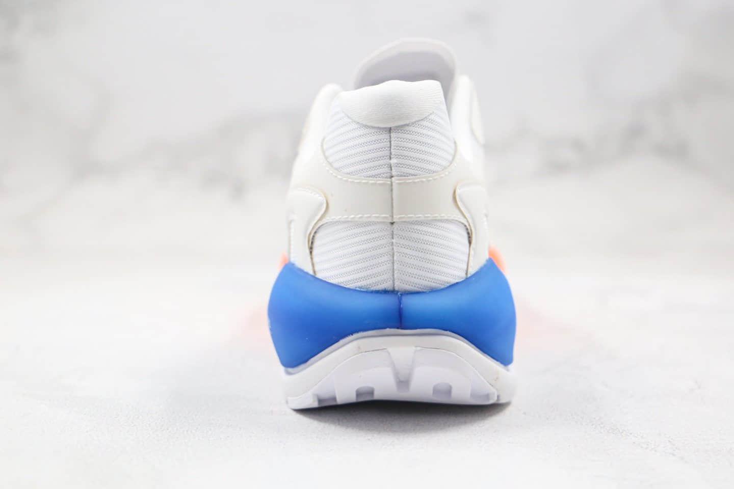 阿迪达斯adidas Originals ZX ALKYNE纯原版本未来球鞋白蓝色(炔)化学元素系列内置巴斯夫缓震大底 货号:FV2315