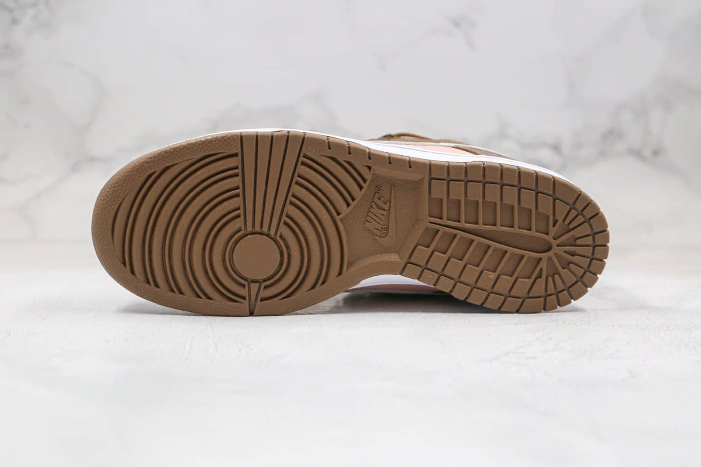 耐克Stussy x Nike SB Dunk Low Pro“Cherry”纯原版本斯图西联名SB板鞋樱桃粉棕内置Sole真气垫 货号:304292-671