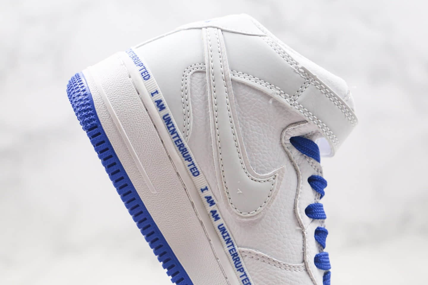 耐克Uninterrupted x Nike Air Force 1 “MORE THAN”公司级版本詹姆斯联名款空军一号休闲运动板鞋字母签名涂鸦白蓝色内置气垫 货号：CT1206-600