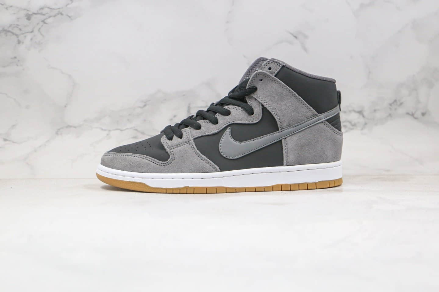 耐克Nike SB Zoom Dunk High Pro公司级版本高帮麂皮SB板鞋灰黑色原装原盒 货号:854851-066