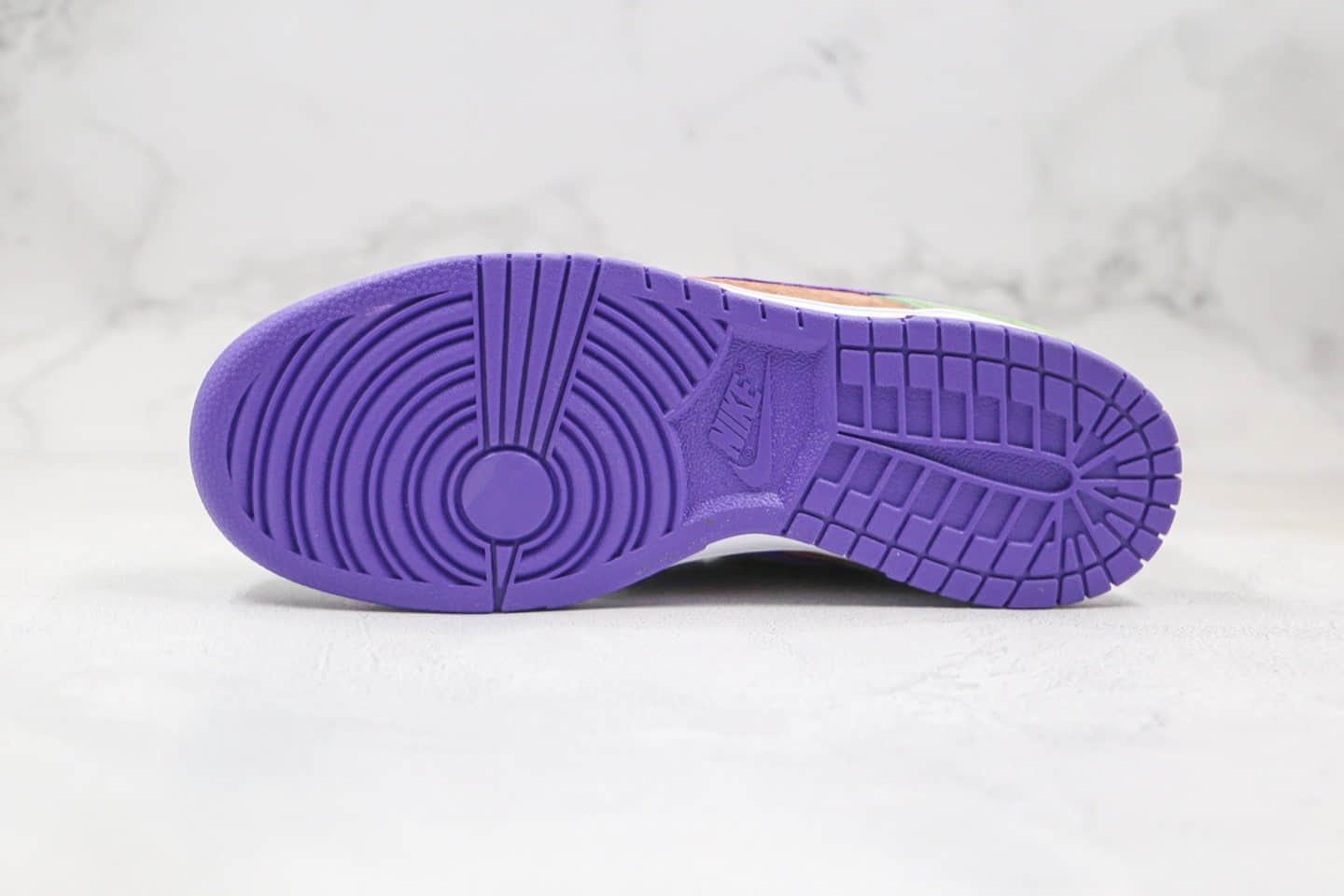 耐克Nike Dunk SB Low Veneer纯原版本低帮SB DUNK丑小鸭板鞋原盒原标内置气垫 货号：DA1469-200