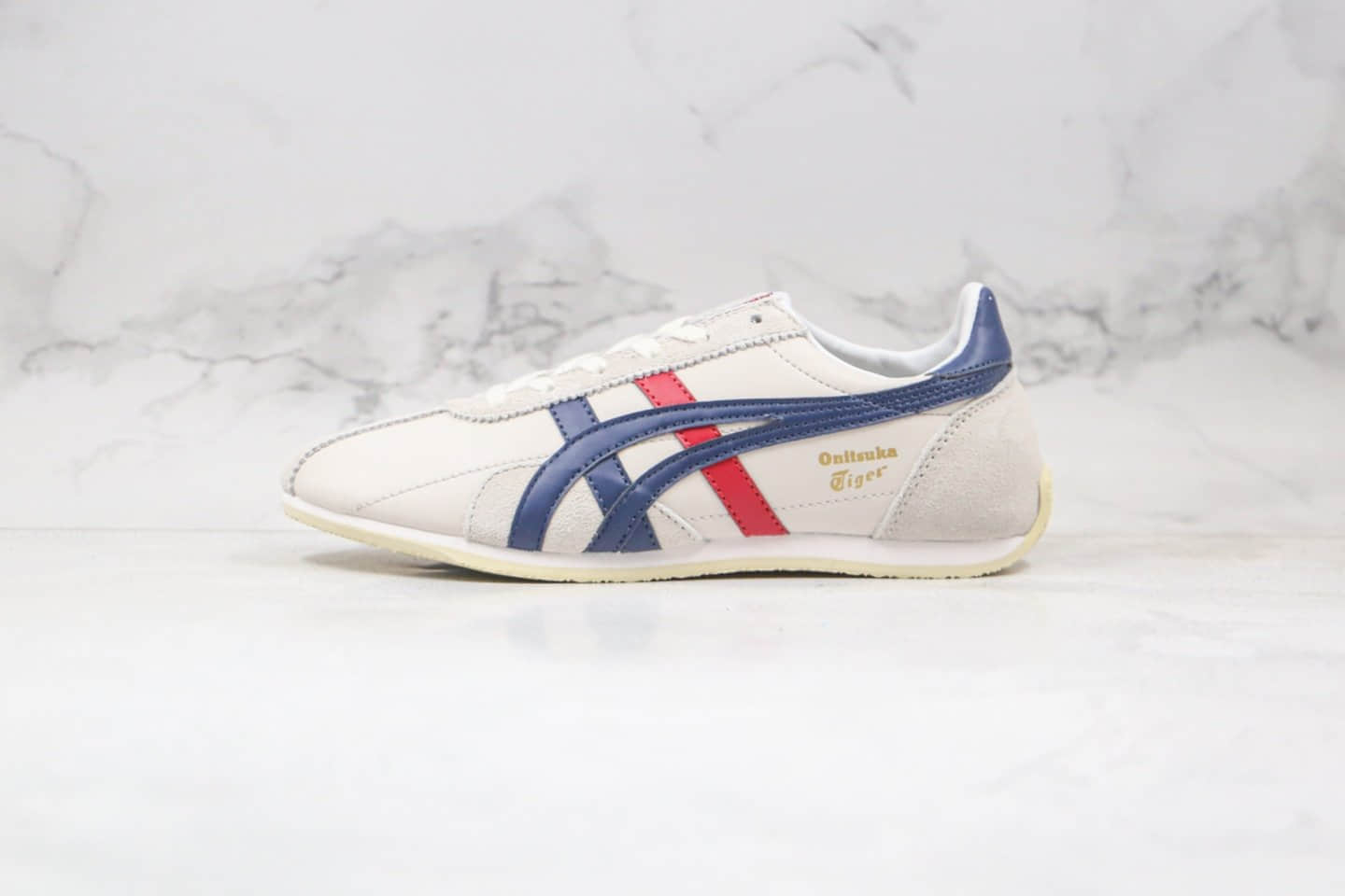 亚瑟士Asics onitsuka tiger纯原版本低帮皮面鬼冢虎阿甘鞋型休闲鞋原厂四联吊牌 货号：TH201L-9950