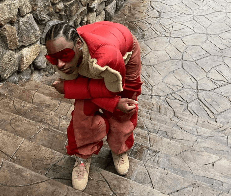 OW御用造型师亲晒未市售Travis Scott x AJ6!上脚有点帅!