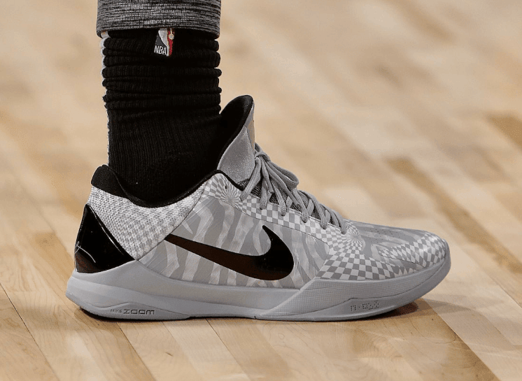 德罗赞Nike Kobe 5 Protro “Zebra”9月18日发售! 货号:CD4991-003