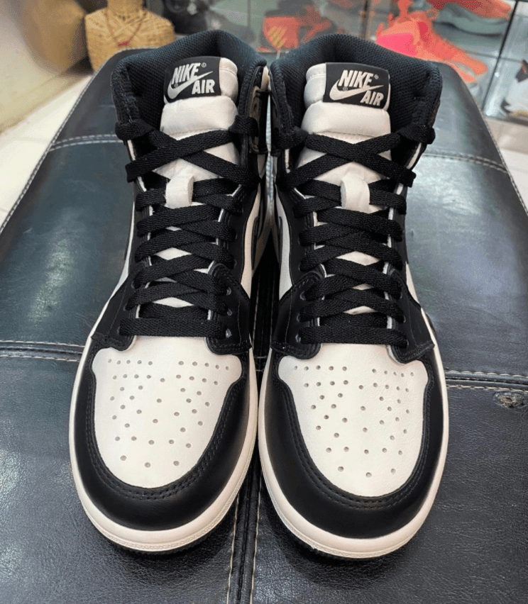 TS天价联名平替!AJ1小倒钩最新实物图释出! 货号:555088-105