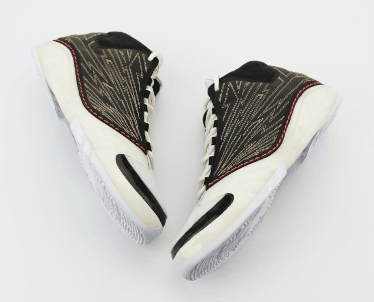 Titan x AJ23最新实物图曝光!奢华感十足! 货号:CZ6222-001