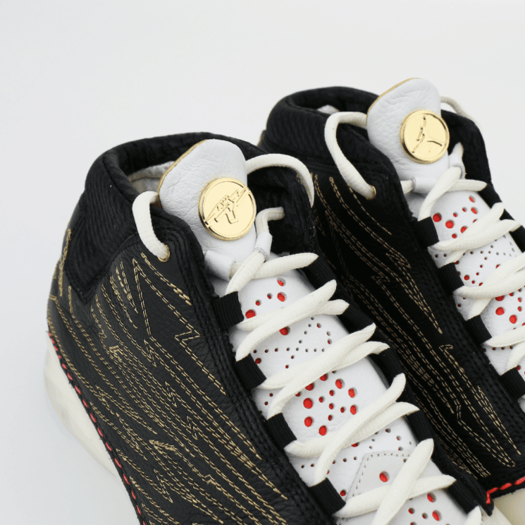 Titan x AJ23最新实物图曝光!奢华感十足! 货号:CZ6222-001