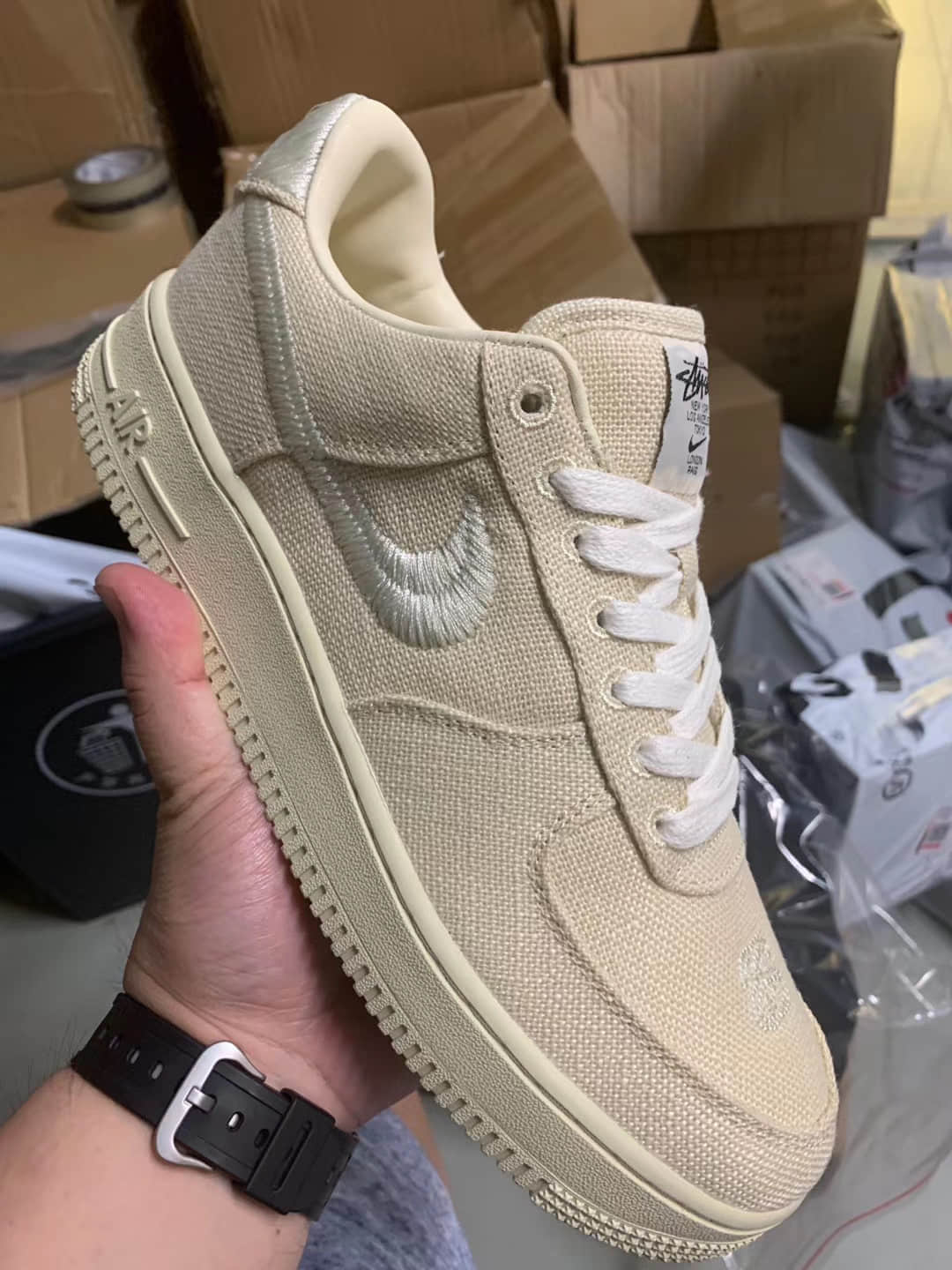 Stussy x AF1释出实物细节图!绝对又是一匹联名黑马!