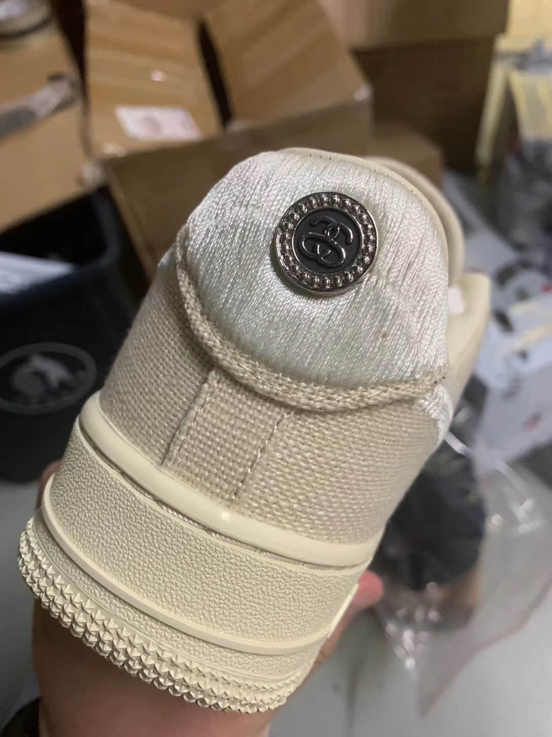 Stussy x AF1释出实物细节图!绝对又是一匹联名黑马!