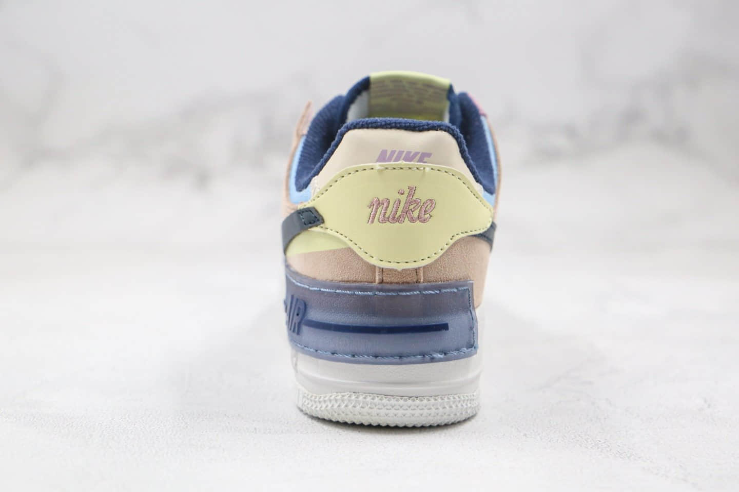 耐克Nike WMNS Air Force 1 Shadow纯原版本低帮空军一号马卡龙紫色板鞋原盒原标 货号：CI0919-121