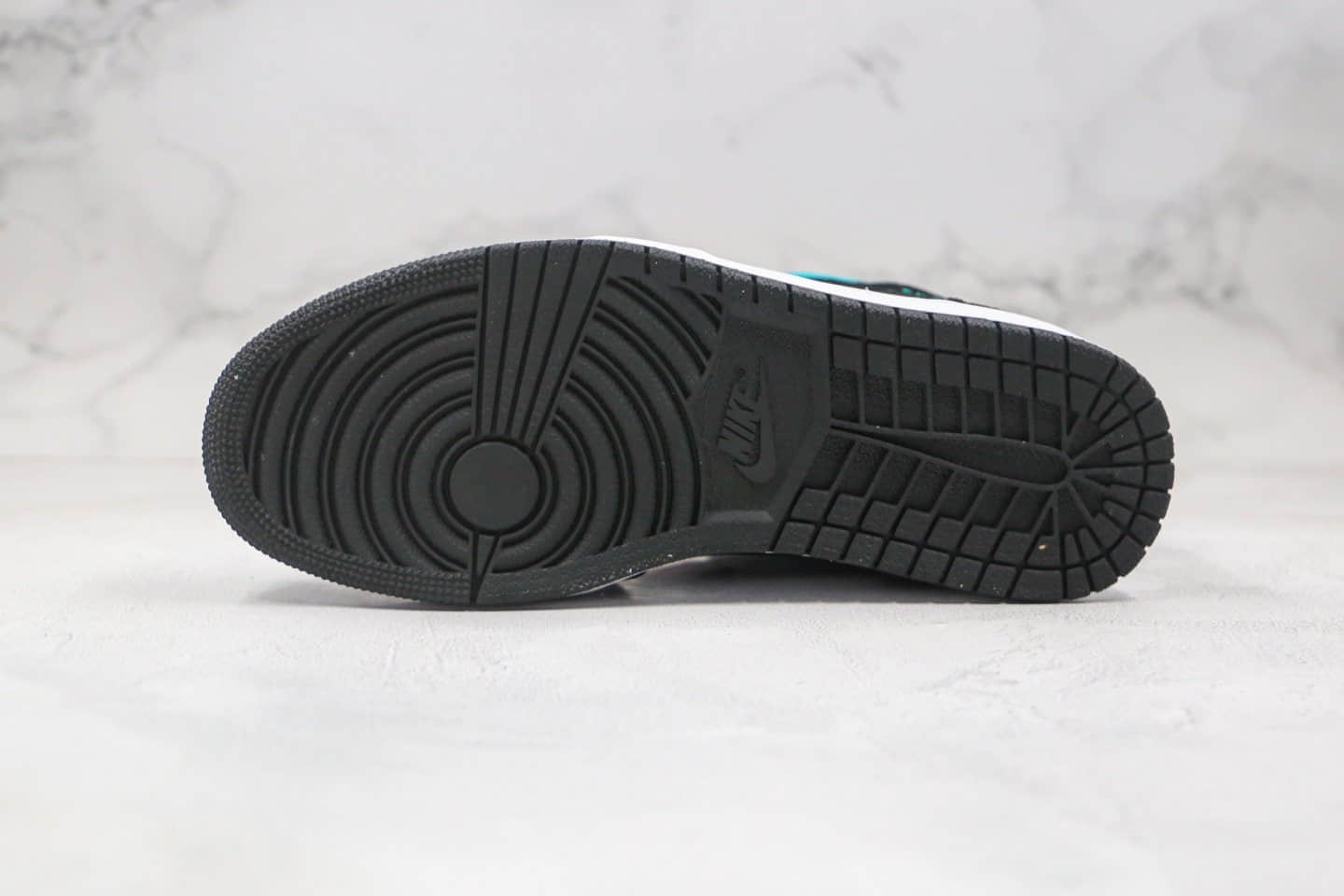 乔丹Air Jordan 1 Mid SE South Beach纯原版本中帮AJ1新南海岸配色正确鞋面材质 货号:852542-116