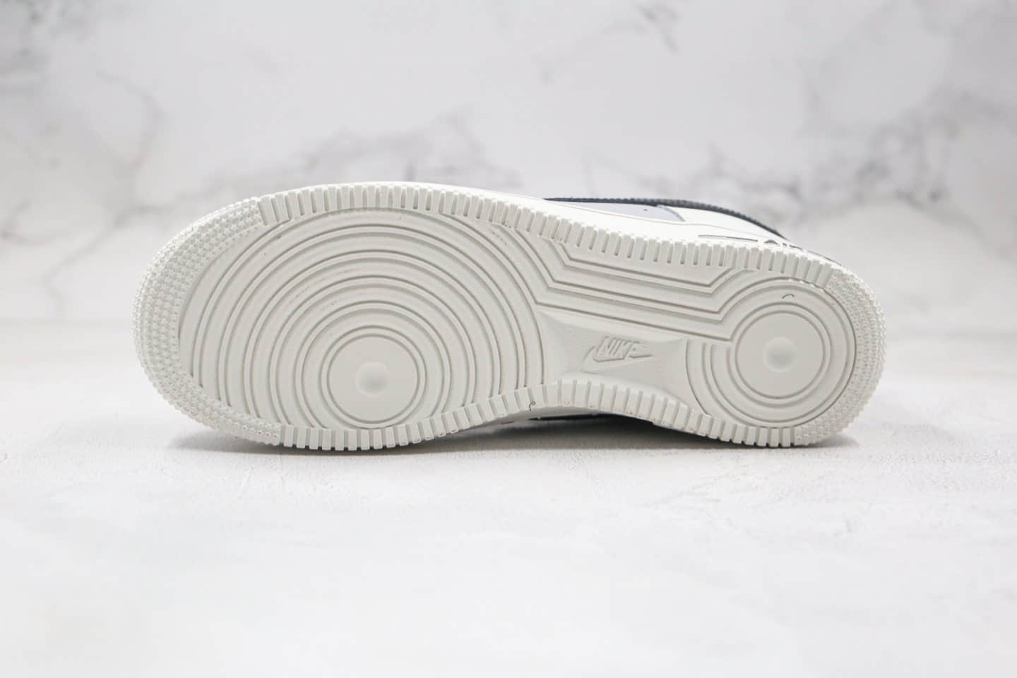 耐克Nike Air Force 1 Low纯原版本低帮空军一号米白黑灰色板鞋内置气垫原盒原标 货号:AH0287-211