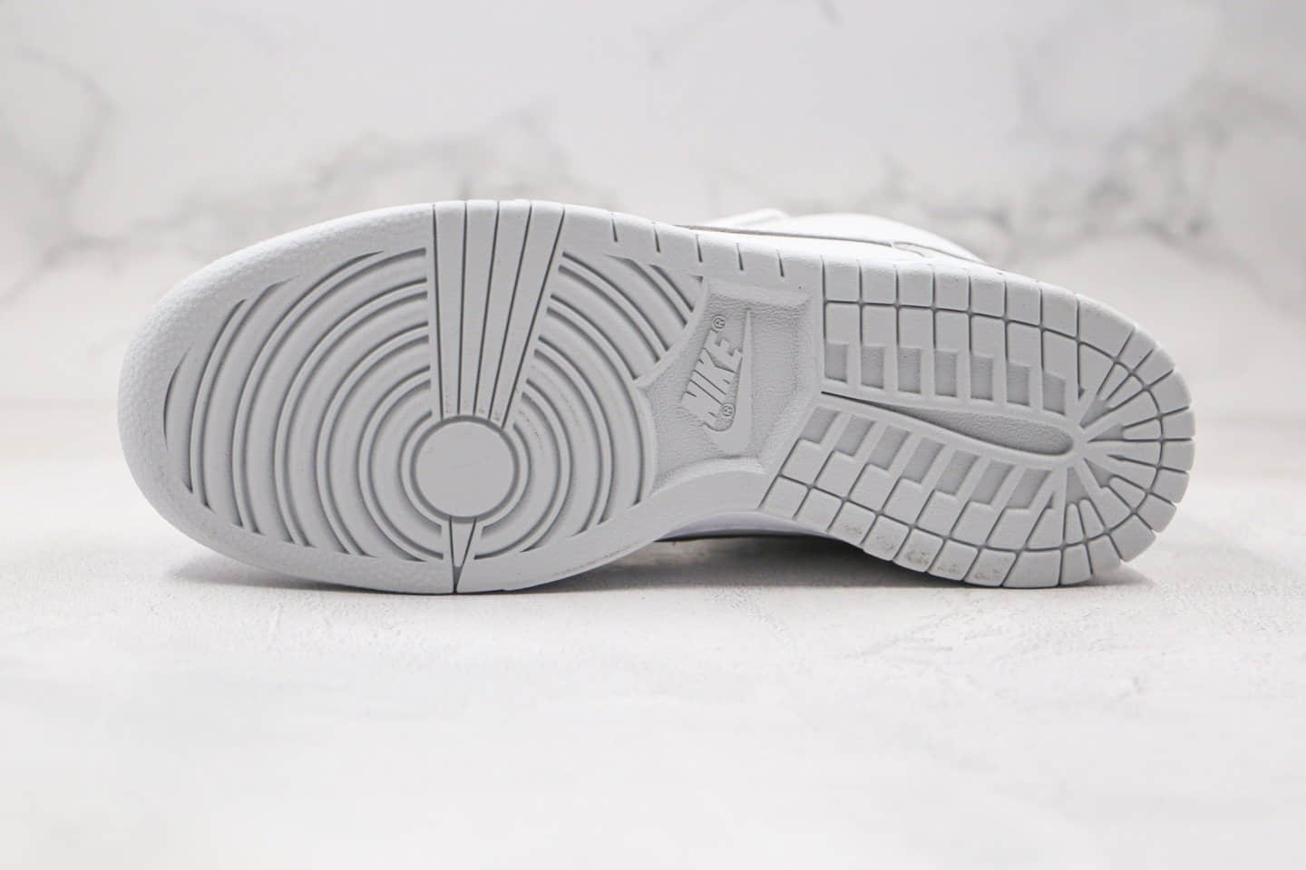 耐克Nike SB Dunk High Pro 2020纯原版本高帮SB DUNK白灰色板鞋原档案数据开发 货号:CZ8149-101