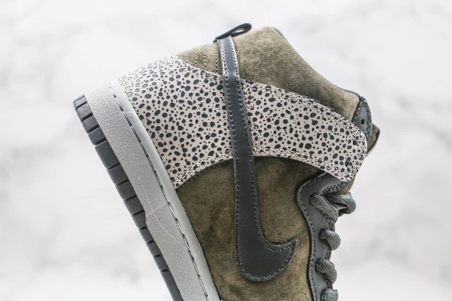 耐克Nike SB Dunk High Dunk纯原版本高帮SB DUNK黑石斑绿色板鞋原鞋开模一比一打造 货号:306968-201