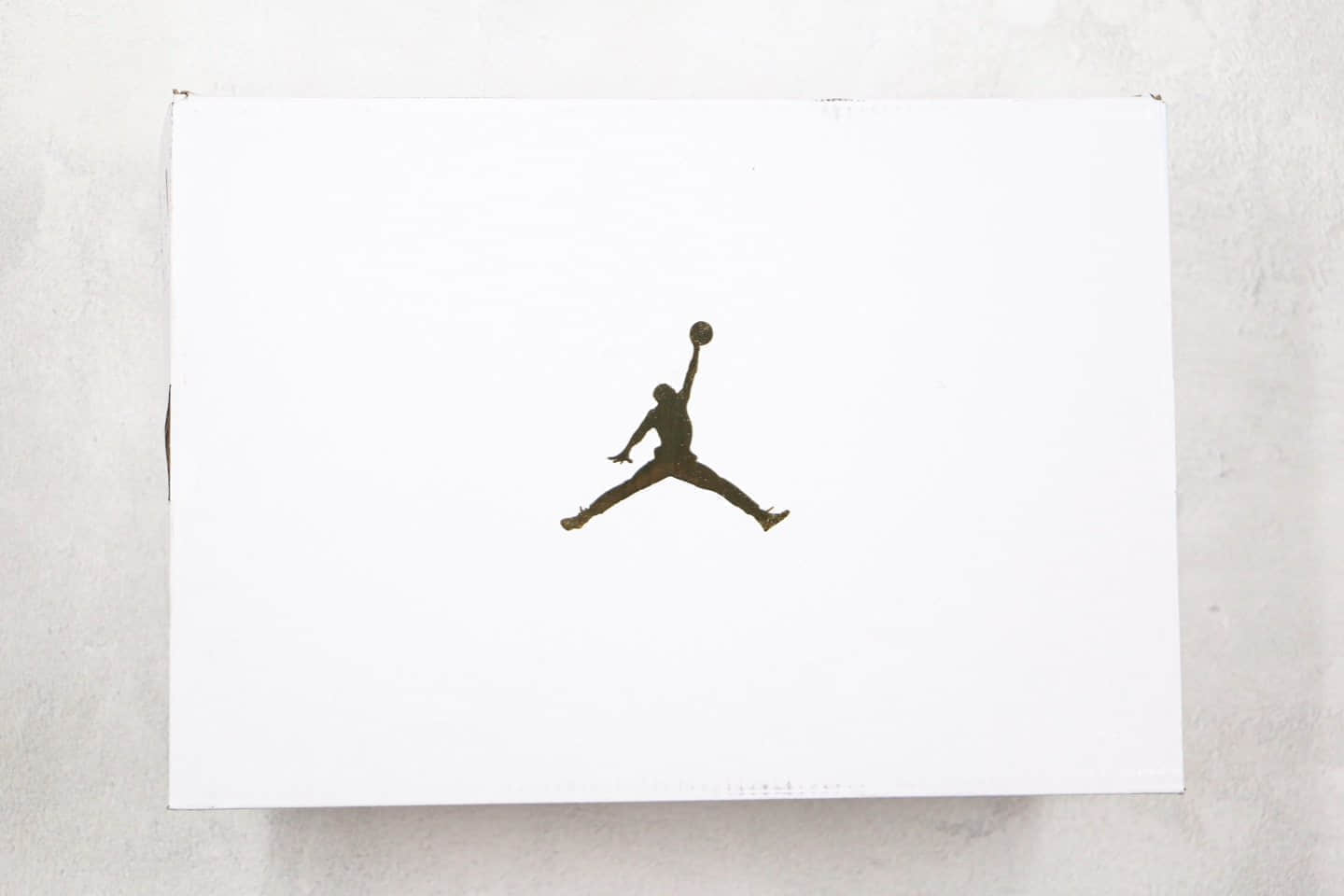 乔丹Air Jordan 1 Mid SE V G-Dragon纯原版本中帮AJ1权志龙同款白红色篮球鞋正确鞋楦开模 货号:BQ6472-106