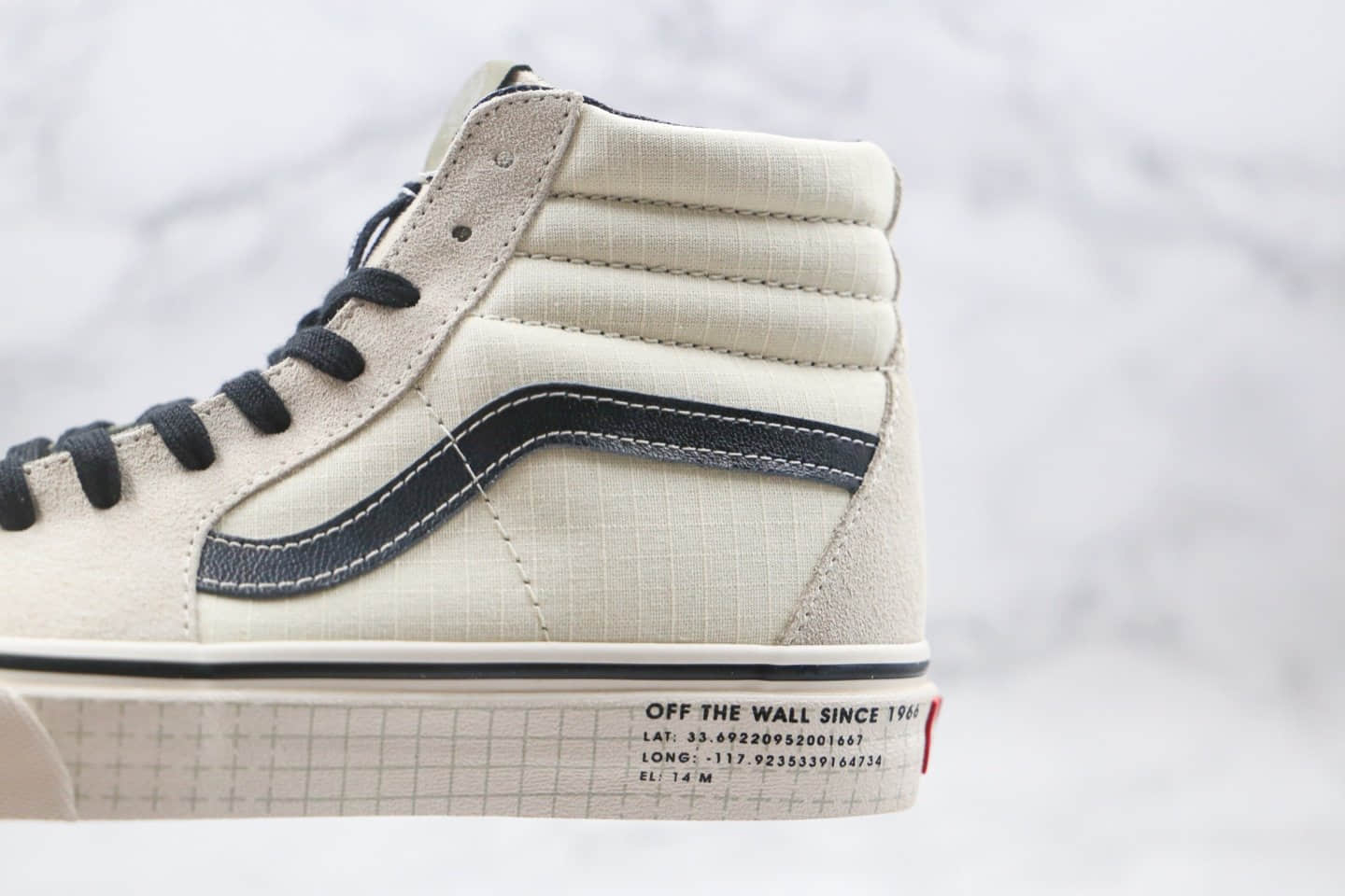 万斯Vans Sk8-Hi公司级版本高帮板鞋米白黑色网格原档案数据开发 货号:VN0A4BV622H