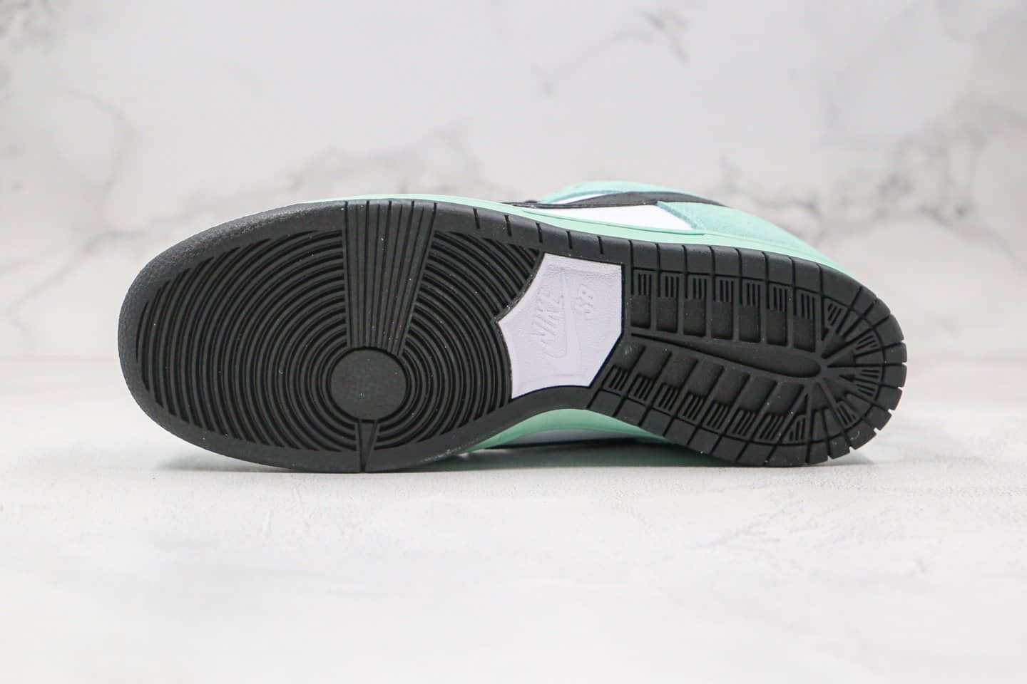 耐克Nike Dunk Low Pro“Sea Crystal”公司级版本低帮SB板鞋冰晶冰绿薄荷内置气垫 货号:819674-301