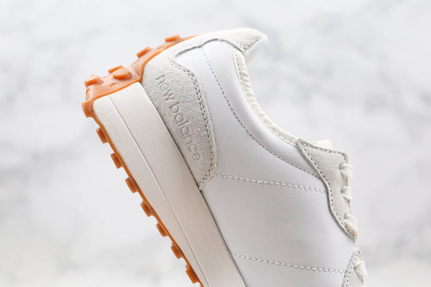 新百伦New Balance 327公司级版本NB327复古慢跑鞋白红色原档案数据开发 货号:WS327KA