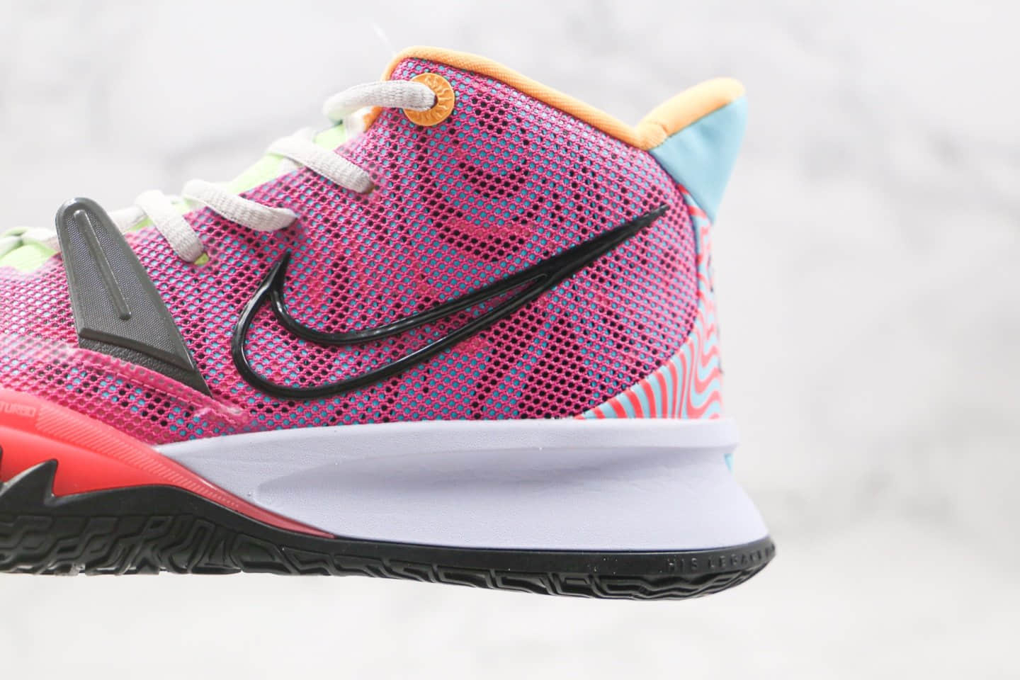 耐克Nike Kyrie 7 Pre Heat Ep公司级版本欧文7代篮球鞋粉紫色内置气垫 货号:DC0588-601