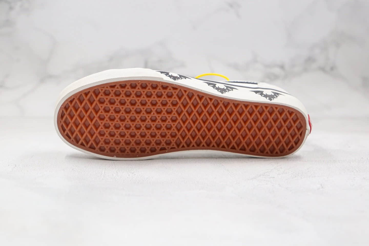 万斯Vans Style 36 Decon SF公司级版本低帮蝙蝠灰黑白色半月包头硫化板鞋原档案数据开发