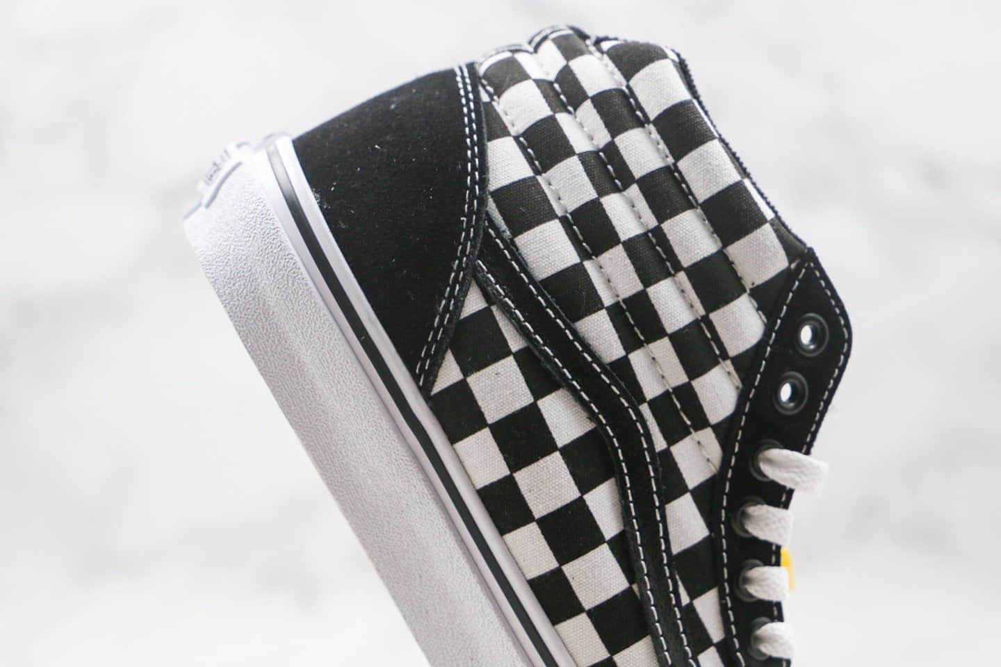 万斯Vans Ward HI公司级版本高帮棋盘格子黑白色硫化板鞋原厂硫化大底原档案数据开发 货号:VN0A38DN5GX1