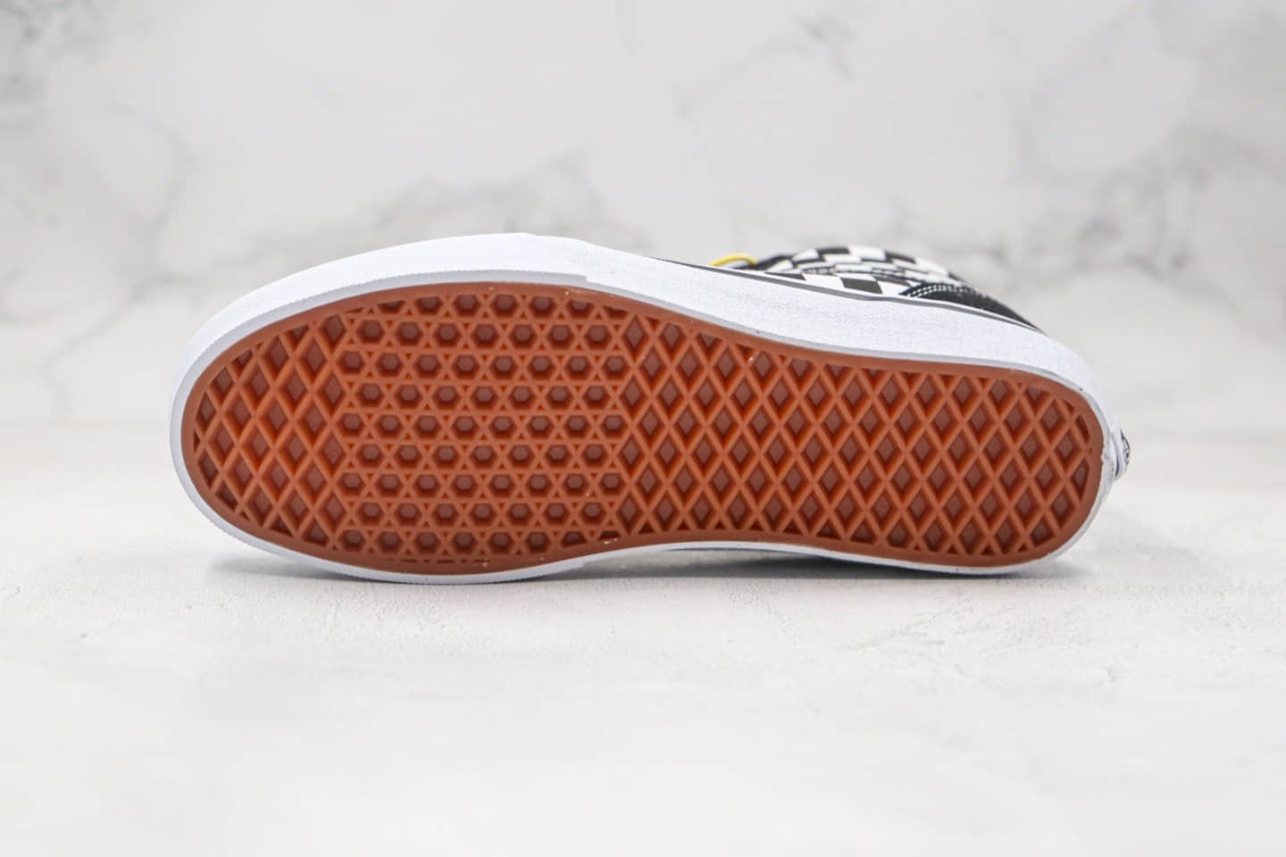 万斯Vans Ward HI公司级版本高帮棋盘格子黑白色硫化板鞋原厂硫化大底原档案数据开发 货号:VN0A38DN5GX1