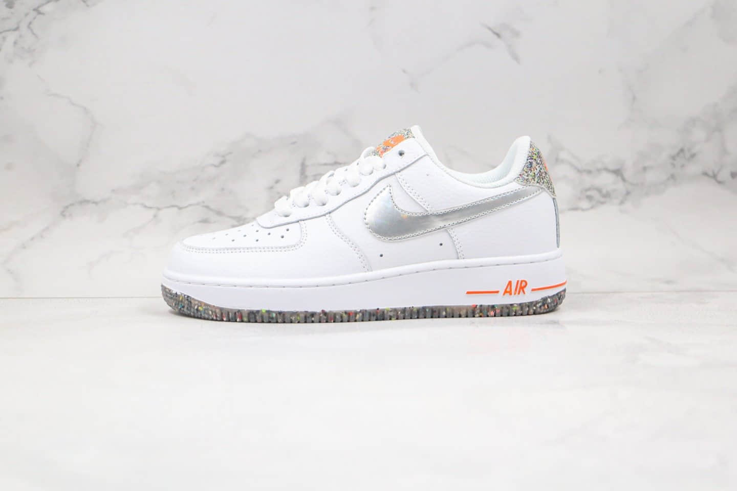 耐克Nike Air Force 1 Low纯原版本低帮空军一号马赛克像素白黑银色板鞋内置全掌Sole气垫 货号:DB1558-100
