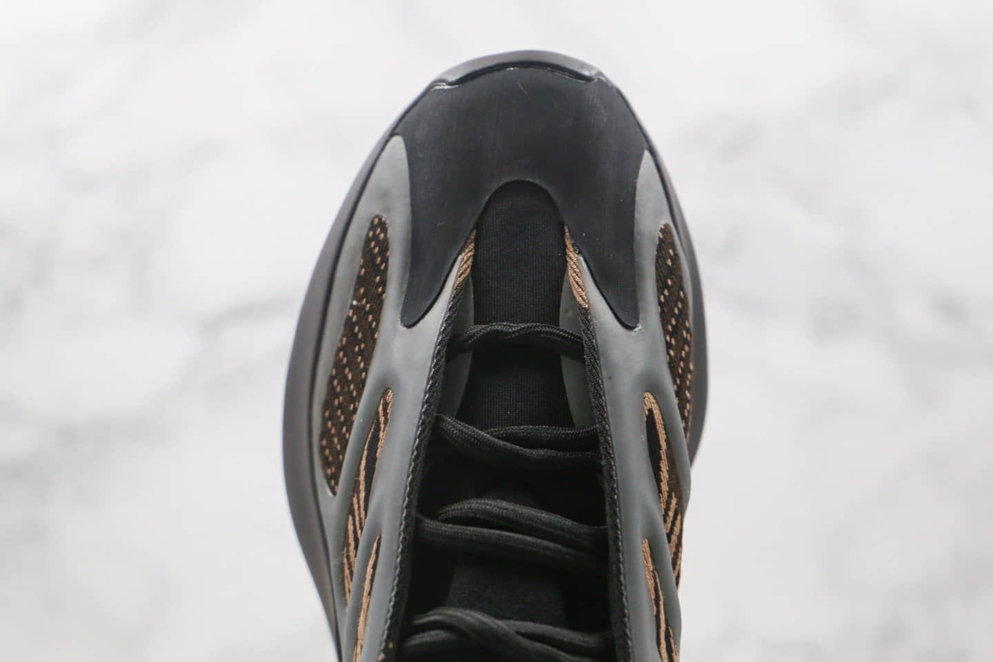 阿迪达斯Adidas yeezy 700V3纯原版本椰子700V3异形黑褐色爆米花跑鞋原档案数据开发原盒原标 货号:GY0189