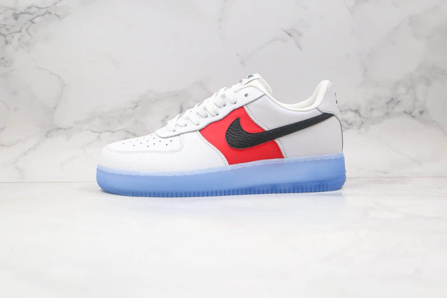 耐克Nike Air Force 1 Low纯原版本低帮空军一号水晶底白蓝红色原楦头纸板打造 货号：CT2295-110