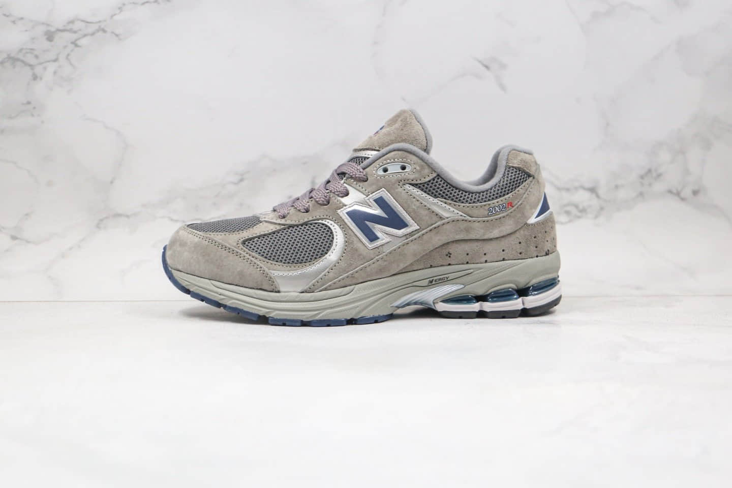 新百伦new balance 2002纯原版本复古慢跑鞋中灰色原档案数据开发原盒原标 货号：ML2002RA