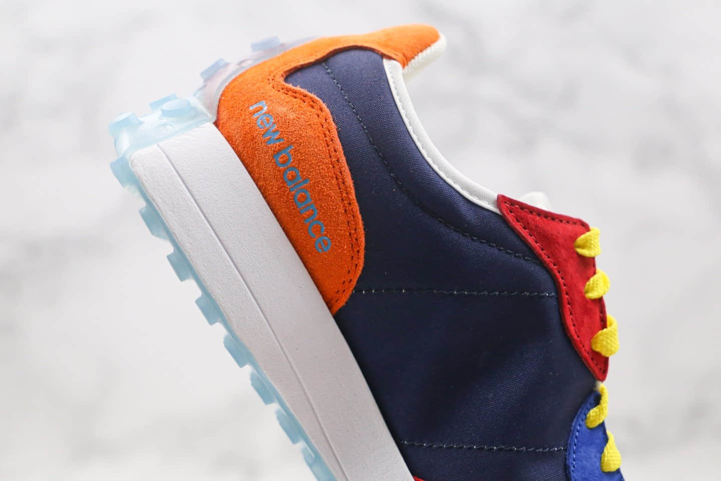 新百伦New Balance 327公司级版本复古慢跑鞋NB327彩虹色原鞋开模正确鞋面材质 货号：MS327BSM