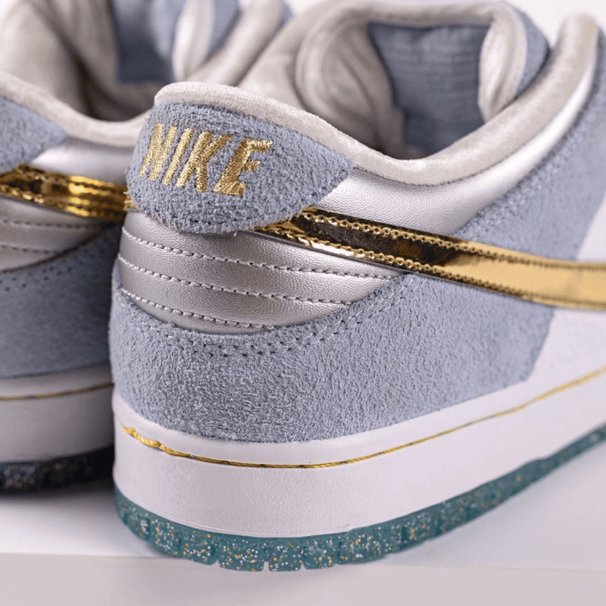 金钩+金粉外底!Sean Cliver x Nike SB Dunk Low上脚好看翻了! 货号:DC9936-100