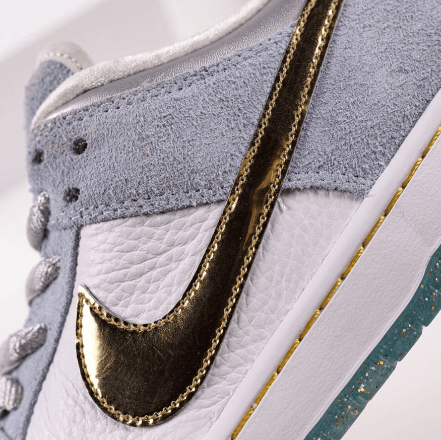 金钩+金粉外底!Sean Cliver x Nike SB Dunk Low上脚好看翻了! 货号:DC9936-100